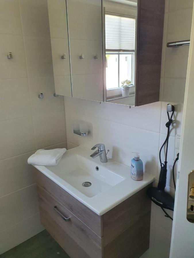 Ferienapartment Wiese & Meer Auf Ruegen 耐德西茨 外观 照片